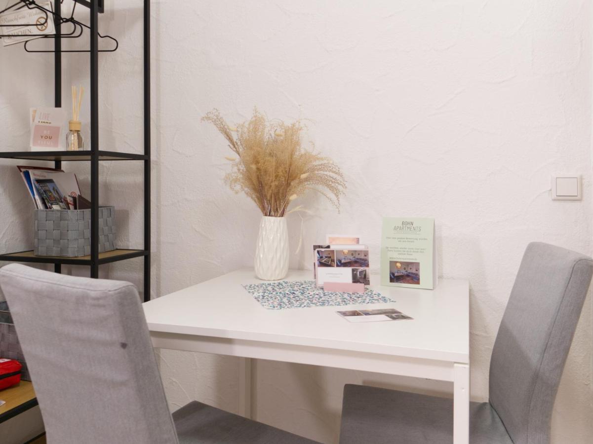 Bohnapartments Elisa - Wohlfuehlapartment Mit 2 Gratis Parkplaetzen Und 3 Schlafzimmern - Wlan - Vollausstattung Erfurt Eksteriør billede